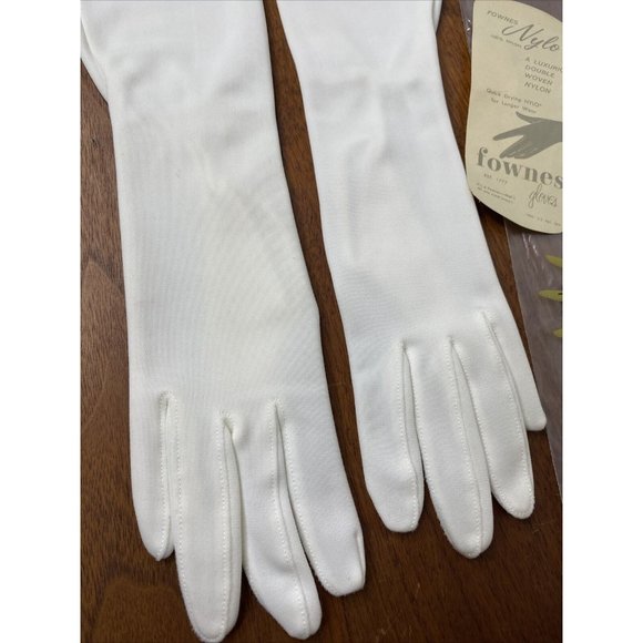 Vintage Womens Fownes Long White Gloves sz 6 - 7.5 Above the Elbow New NOS - Picture 2 of 9
